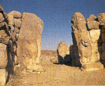 �������˵۹��׶�Boghazkoy ���ŵ�ʯʨ�� (141366 bytes)