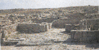 乌加列皇宫遗址 (76974 bytes)